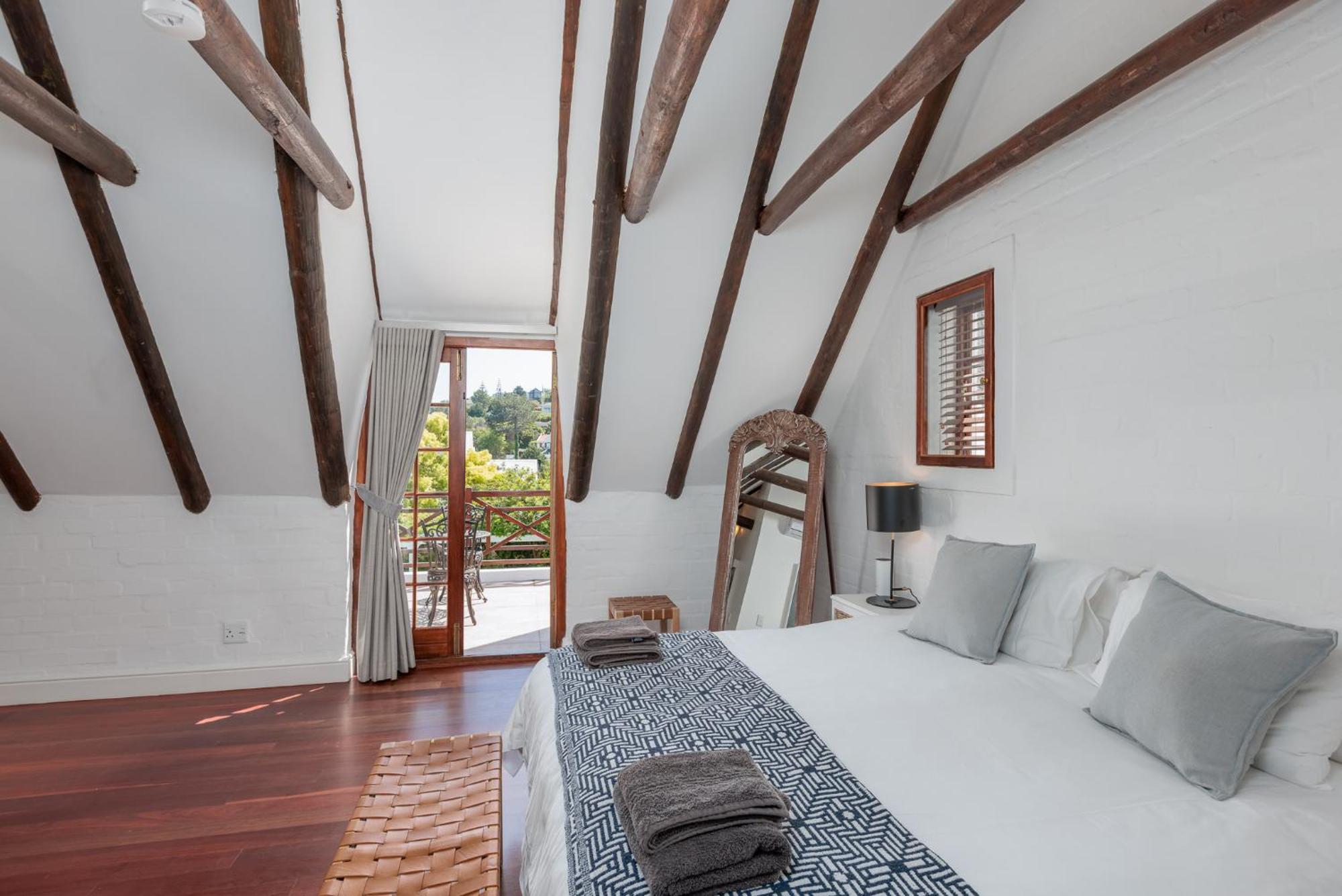 Die Rietdak - Reetdachhaus Mit Vier Schlafzimmern Cidade Do Cabo Exterior foto